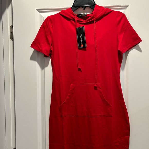 Glory star jersey knit hooded dress. - Picture 1 of 6